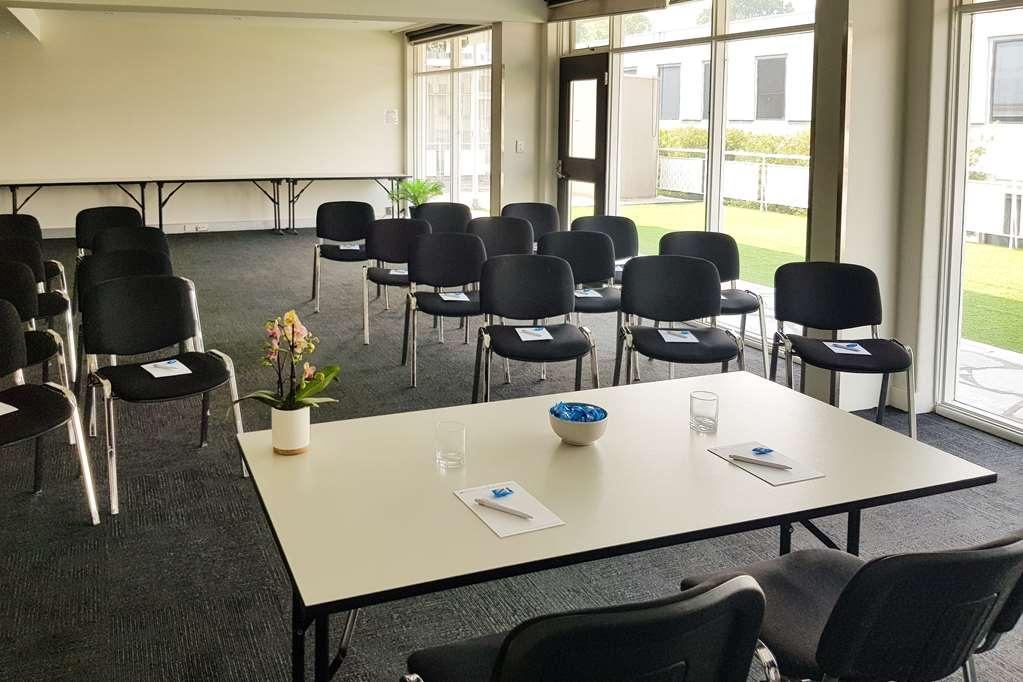The Parkmore Hotel Melbourne Facilidades foto